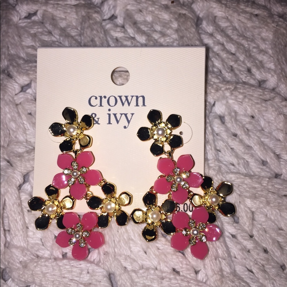 NWT Crown & Ivy Floral Earrings - Picture 7 of 8
